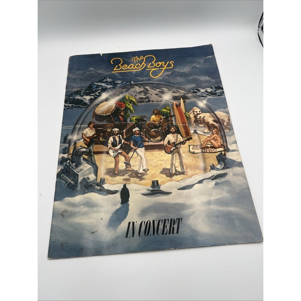 1980 Beach Boys in Concert World‎ Tour Program Booklet Souvenir 20 Pages